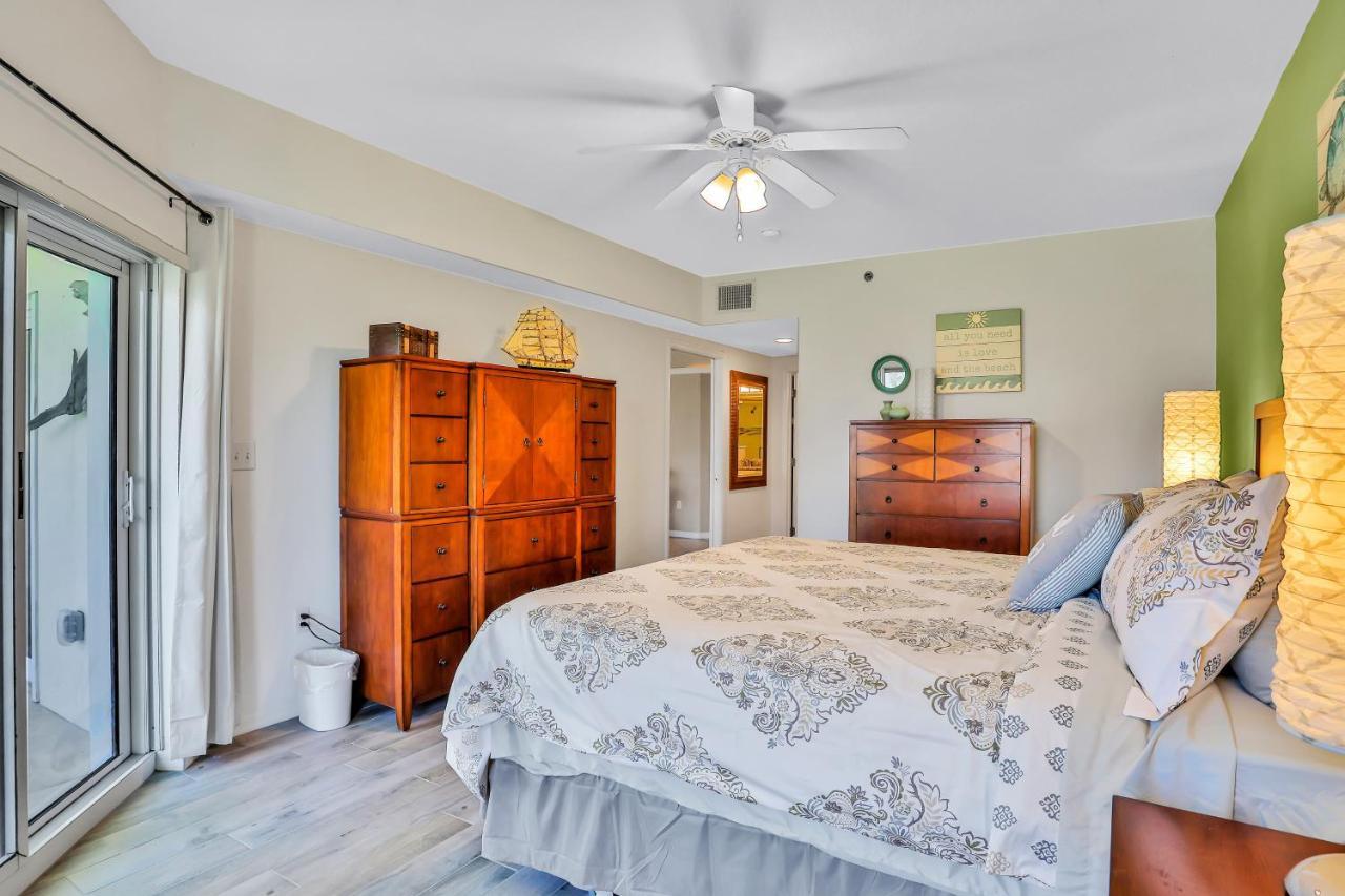 Oceanwalk Condos Bethune Beach Ngoại thất bức ảnh