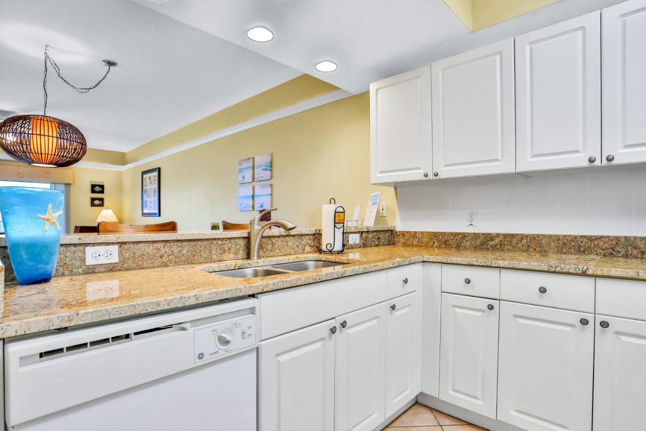 Oceanwalk Condos Bethune Beach Ngoại thất bức ảnh