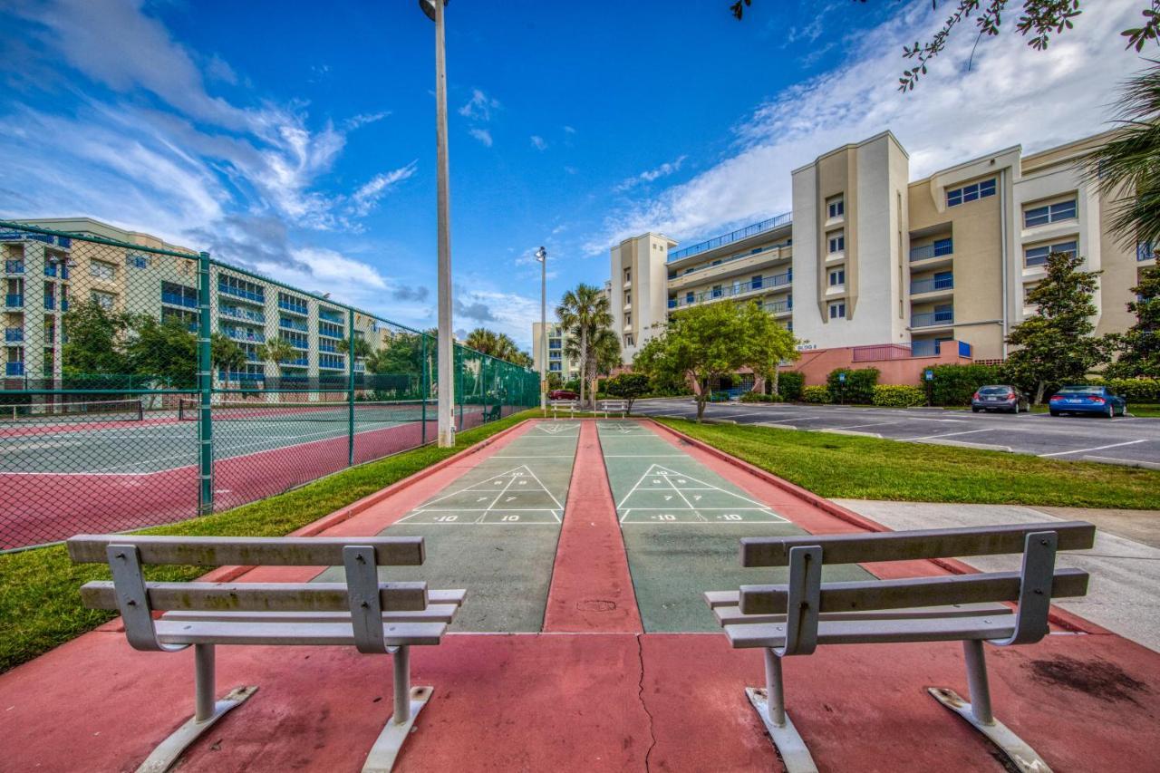 Oceanwalk Condos Bethune Beach Ngoại thất bức ảnh